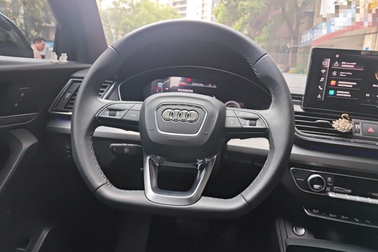 Used Audi Q5L Sportback 2022 40 TFSI Fashion Model Steering Wheel