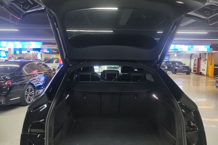 Used Audi Q5L Sportback 2022 40 TFSI Luxury Model Trunk