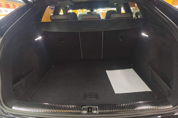 Used Audi Q5L Sportback 2022 40 TFSI Fashion Model Trunk