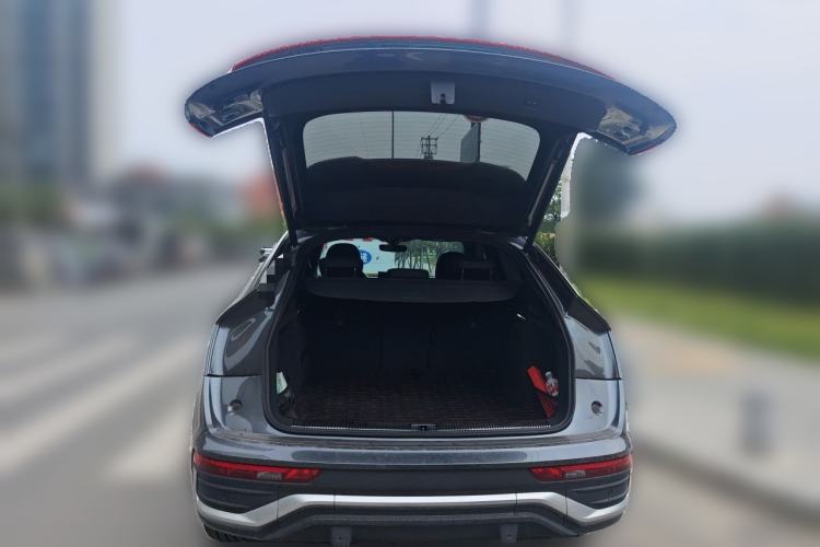 Used Audi Q5L Sportback 2022 45 TFSI Luxury Model Trunk
