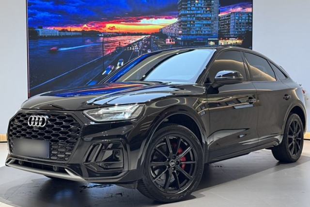 Ojetý Audi Q5L Sportback 2022 40 TFSI Fashion Model