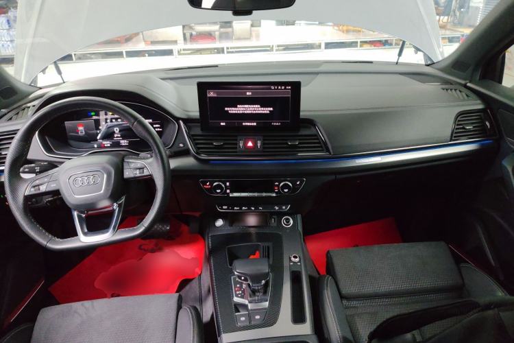 Used Audi Q5L Sportback 2022 Updated 45 TFSI Luxury Edition Center Console