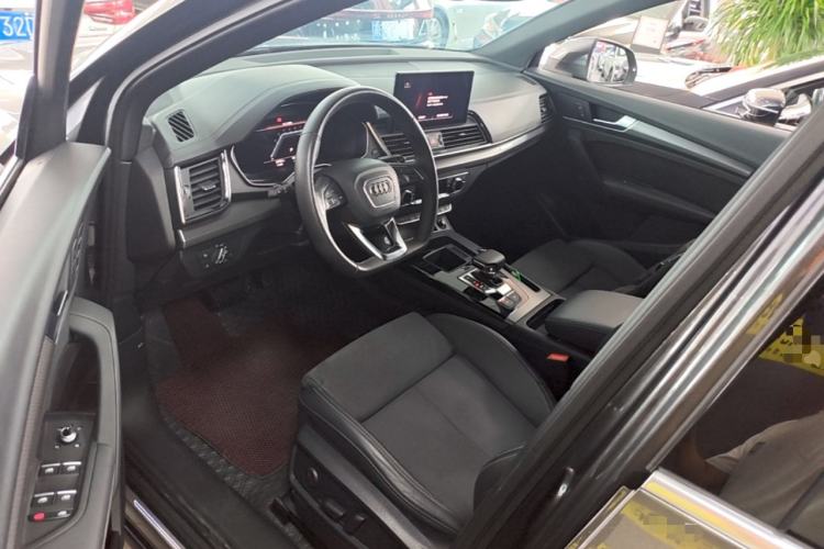 Used Audi Q5L Sportback 2022 40 TFSI Luxury Model Driver Seat