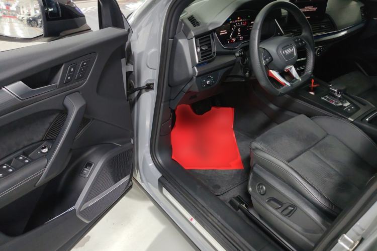 Used Audi Q5L Sportback 2022 Updated 45 TFSI Luxury Edition Driver Seat