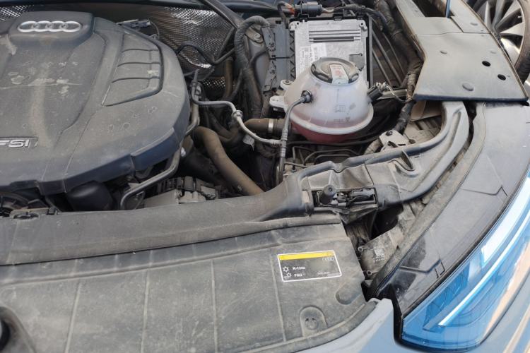 Used Audi Q5L Sportback 2022 Updated 40 TFSI Luxury Edition Engine Bay Left