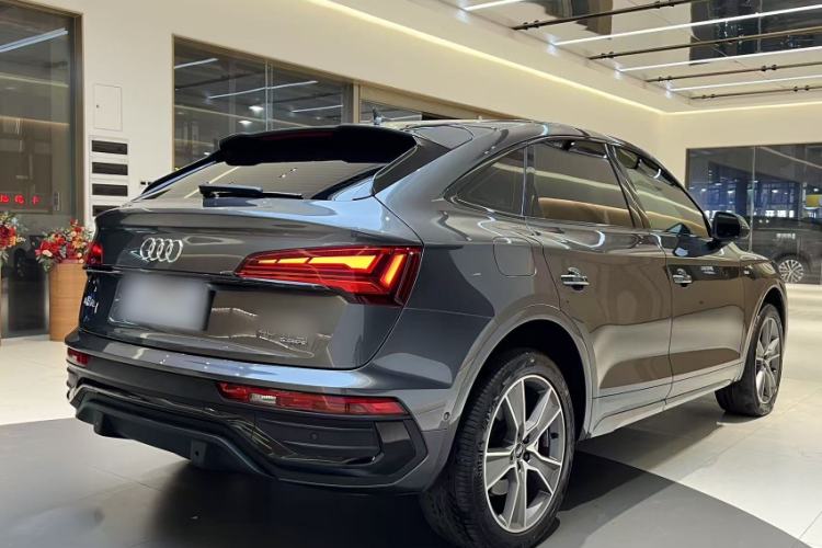 Used Audi Q5L Sportback 2022 40 TFSI Luxury Model Exterior 2