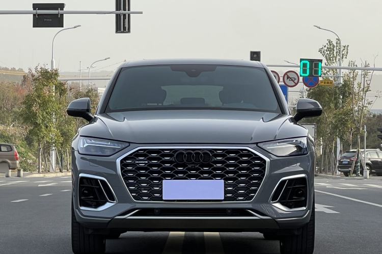 Used Audi Q5L Sportback 2022 45 TFSI Luxury Model Exterior 3