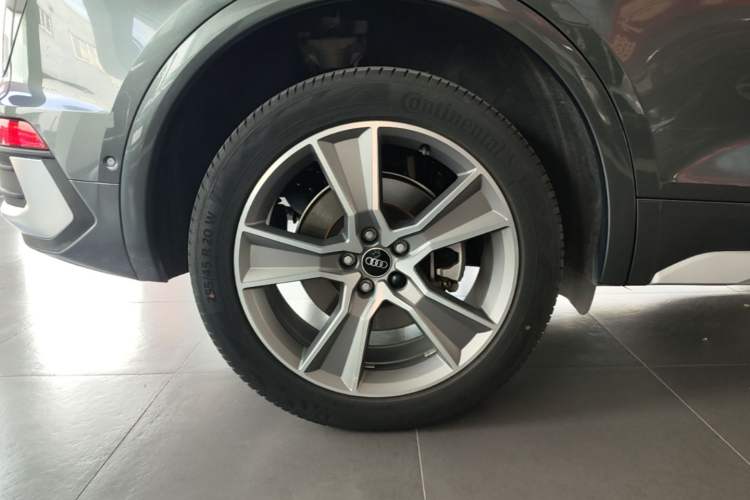 Used Audi Q5L Sportback 2022 40 TFSI Luxury Model Exterior 5