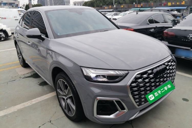 Used Audi Q5L Sportback 2022 45 TFSI Luxury Model Front Right 45 Deg