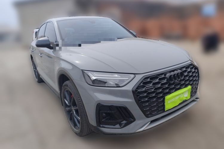 Used Audi Q5L Sportback 2022 40 TFSI RS Package Performance Model Front Right 45 Deg