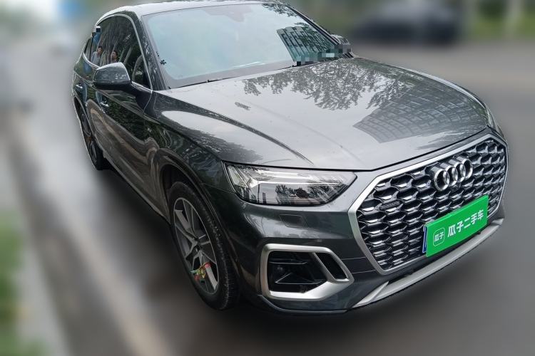 Used Audi Q5L Sportback 2022 45 TFSI Luxury Model Front Right 45 Deg