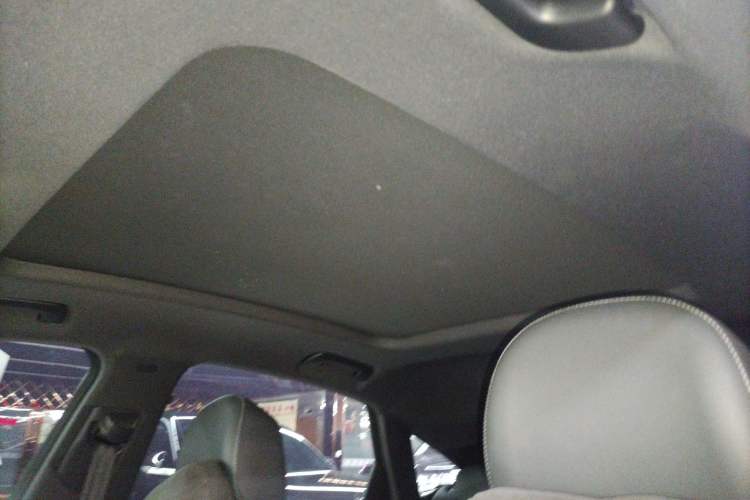 Used Audi Q5L Sportback 2022 40 TFSI Luxury Model Headliner