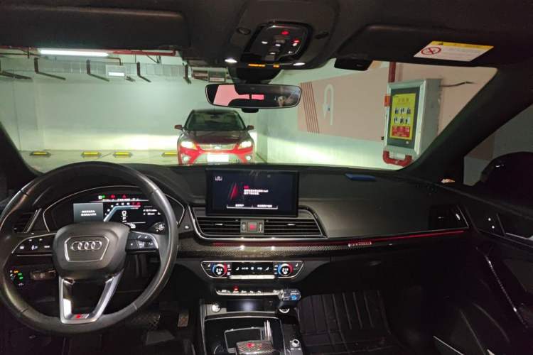 Used Audi Q5L Sportback 2022 45 TFSI Prestige Edition Headliner