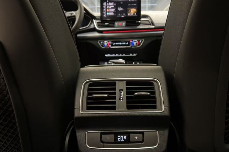 Used Audi Q5L Sportback 2022 40 TFSI Luxury Model Interior 1