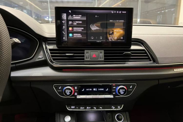 Used Audi Q5L Sportback 2022 40 TFSI Luxury Model Interior 4