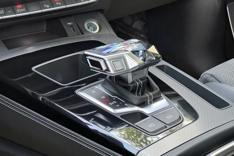 Used Audi Q5L Sportback 2022 45 TFSI Luxury Model Interior 6