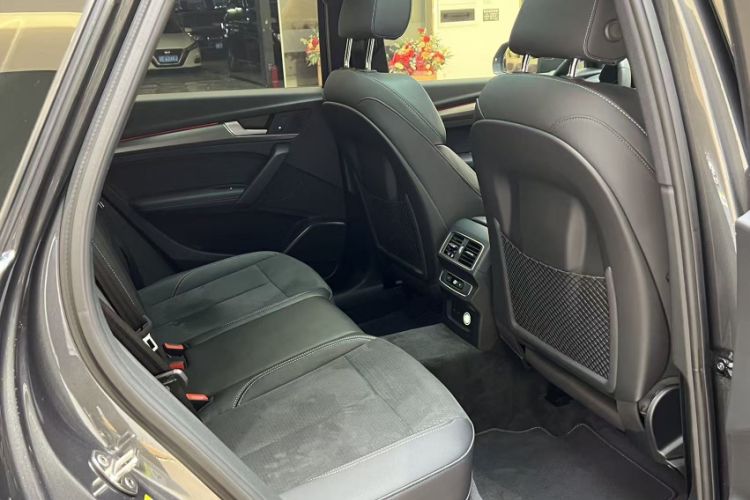 Used Audi Q5L Sportback 2022 40 TFSI Luxury Model Interior 7