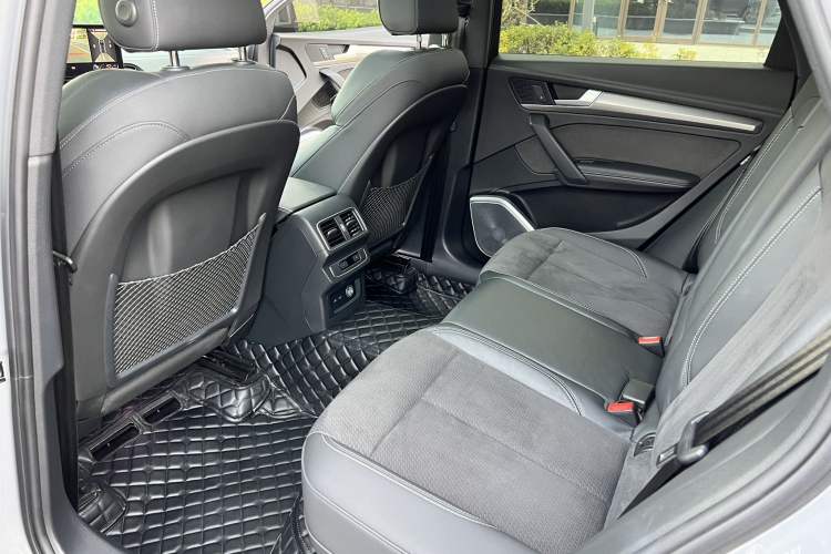 Used Audi Q5L Sportback 2022 45 TFSI Luxury Model Interior 7