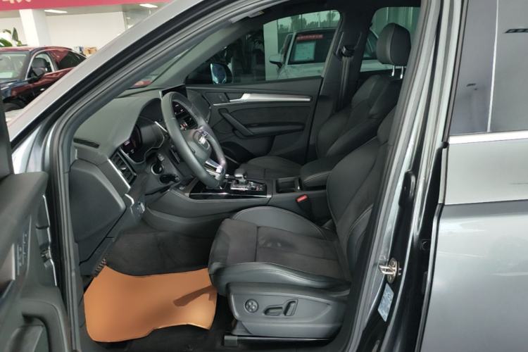 Used Audi Q5L Sportback 2022 40 TFSI Luxury Model Left Front Seat