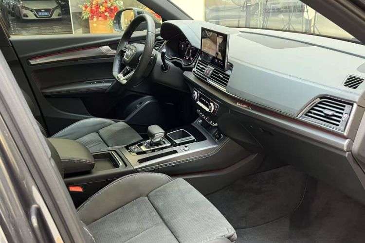 Used Audi Q5L Sportback 2022 40 TFSI Luxury Model Left Front Seat
