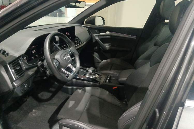 Used Audi Q5L Sportback 2022 40 TFSI Luxury Model Left Front Seat