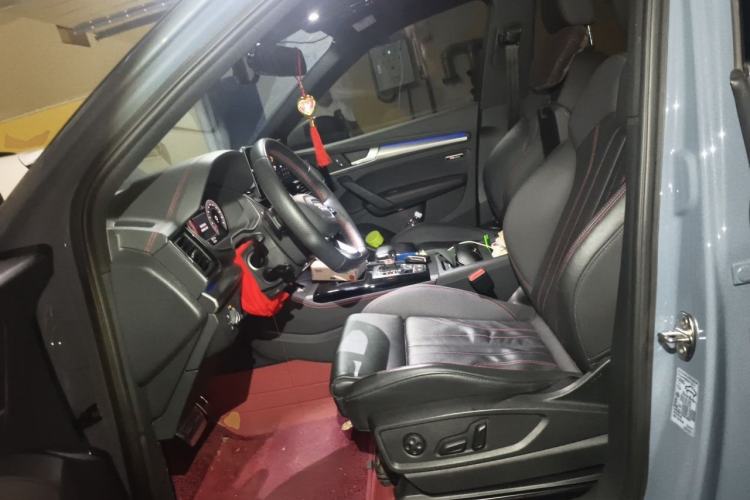 Used Audi Q5L Sportback 2022 Restyled 40 TFSI RS Kit Performance Version Left Front Seat