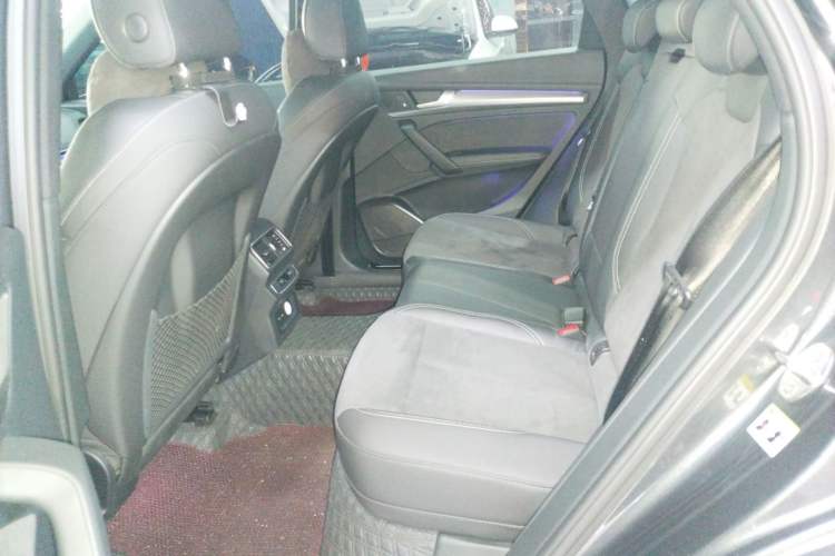 Used Audi Q5L Sportback 2022 40 TFSI Luxury Model Left Rear Seat