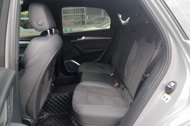 Used Audi Q5L Sportback 2022 45 TFSI Luxury Model Left Rear Seat