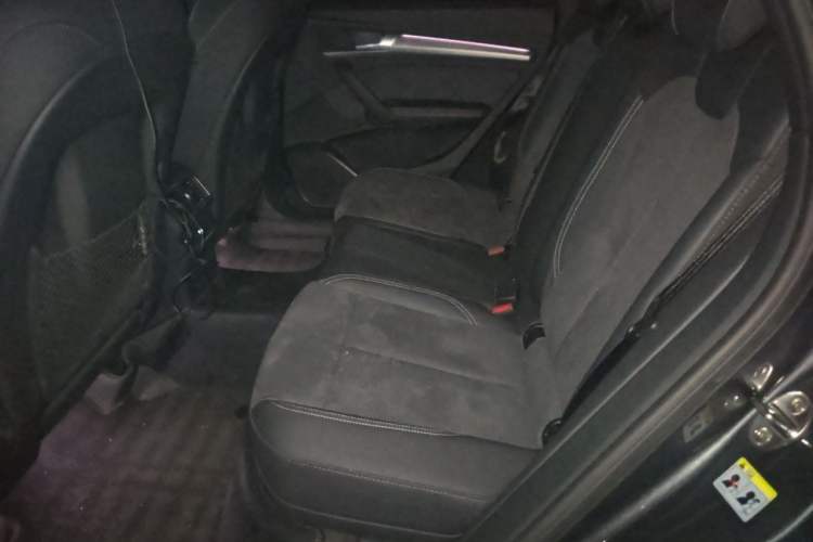 Used Audi Q5L Sportback 2022 40 TFSI Luxury Model Left Rear Seat