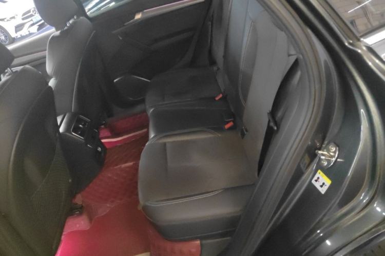 Used Audi Q5L Sportback 2022 40 TFSI Luxury Model Left Rear Seat