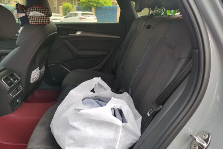 Used Audi Q5L Sportback 2022 Updated 40 TFSI Luxury Edition Left Rear Seat