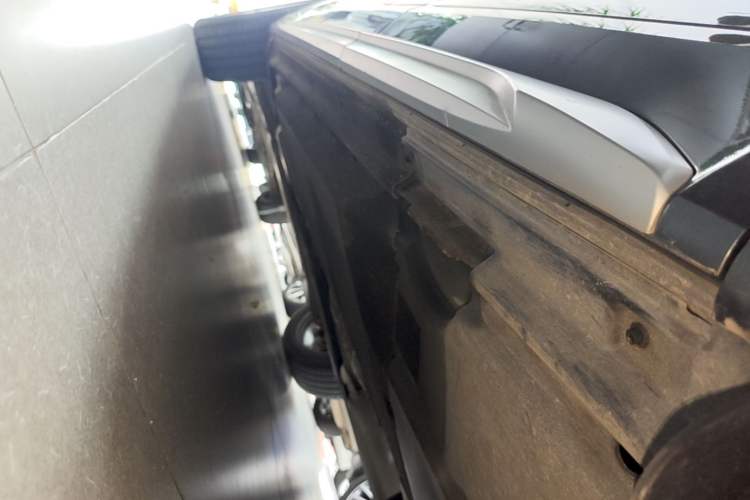Used Audi Q5L Sportback 2022 40 TFSI Luxury Model Left Side Sill