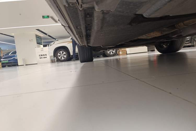Used Audi Q5L Sportback 2022 40 TFSI Fashion Model Left Side Sill