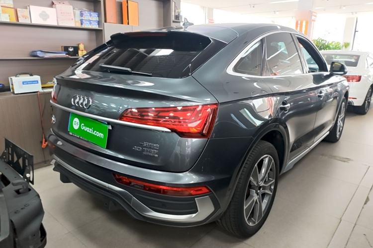 Used Audi Q5L Sportback 2022 40 TFSI Luxury Model Rear Right 45 Deg