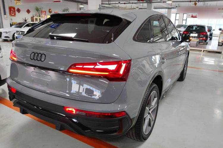 Used Audi Q5L Sportback 2022 Updated 45 TFSI Luxury Edition Rear Right 45 Deg