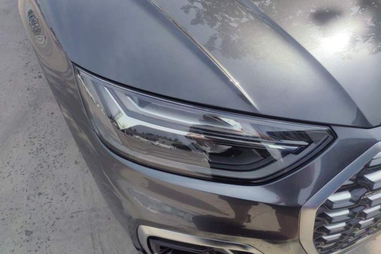 Used Audi Q5L Sportback 2022 40 TFSI Luxury Model Right Front Headlight