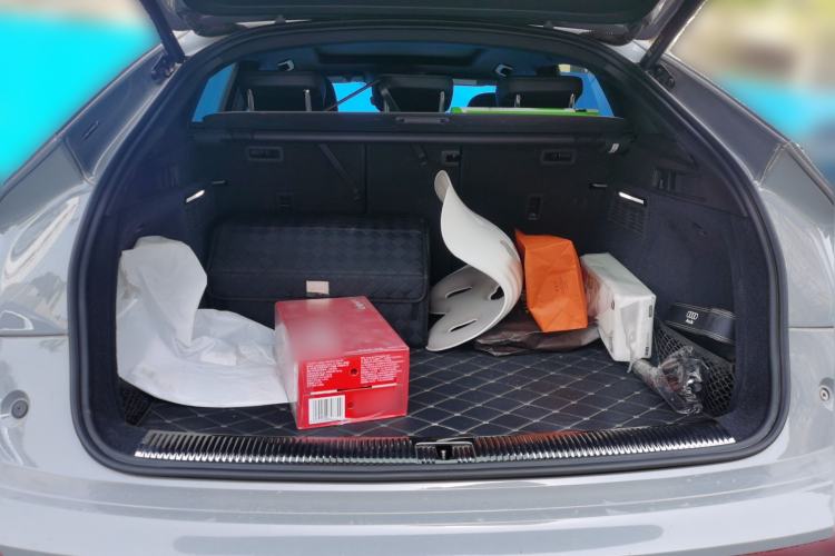 Used Audi Q5L Sportback 2022 Updated 40 TFSI Luxury Edition Trunk