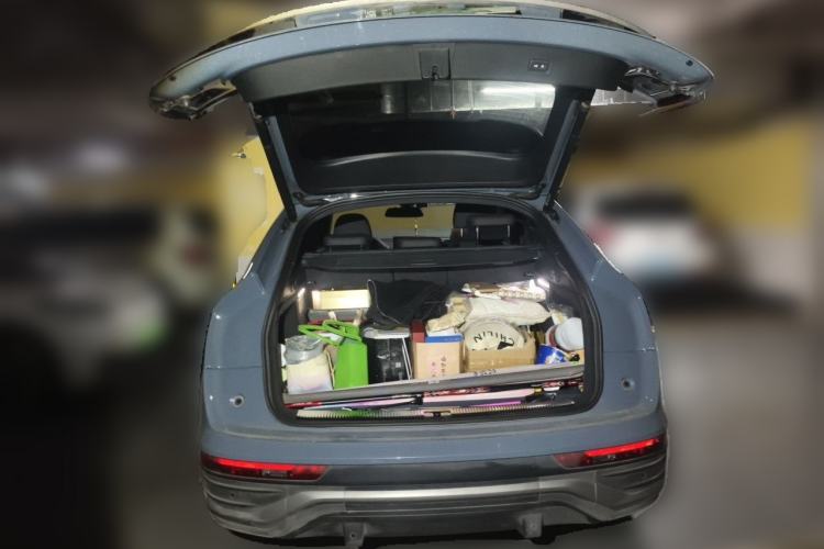 Used Audi Q5L Sportback 2022 Restyled 40 TFSI RS Kit Performance Version Trunk