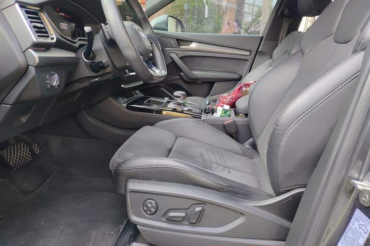 Used Audi Q5L Sportback 2022 40 TFSI Luxury Model Left Front Seat