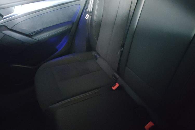 Used Audi Q5L Sportback 2022 40 TFSI Luxury Model Left Rear Seat
