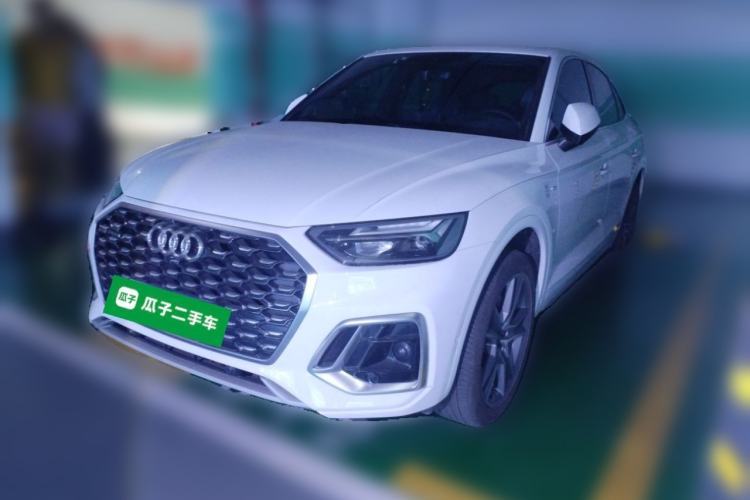 Used Audi Q5L Sportback 2022 40 TFSI Luxury Model Guazi used car, China used car export, Used car for sale, Used  cars, Cheapest cars for sale