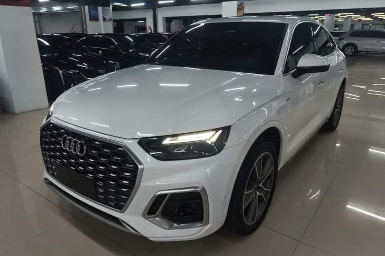 Used Audi Q5L Sportback 2022 40 TFSI Luxury Model Guazi used car, China used car export, Used car for sale, Used  cars, Cheapest cars for sale