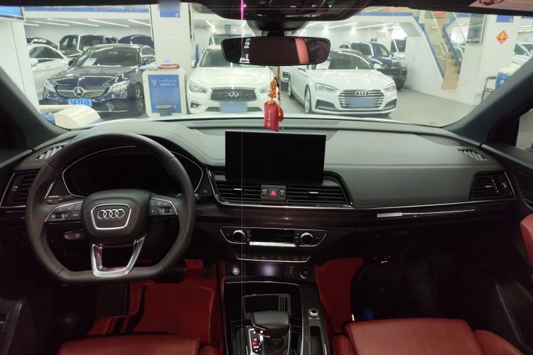Used Audi Q5L Sportback 2022 40 TFSI Fashion Model Center Console