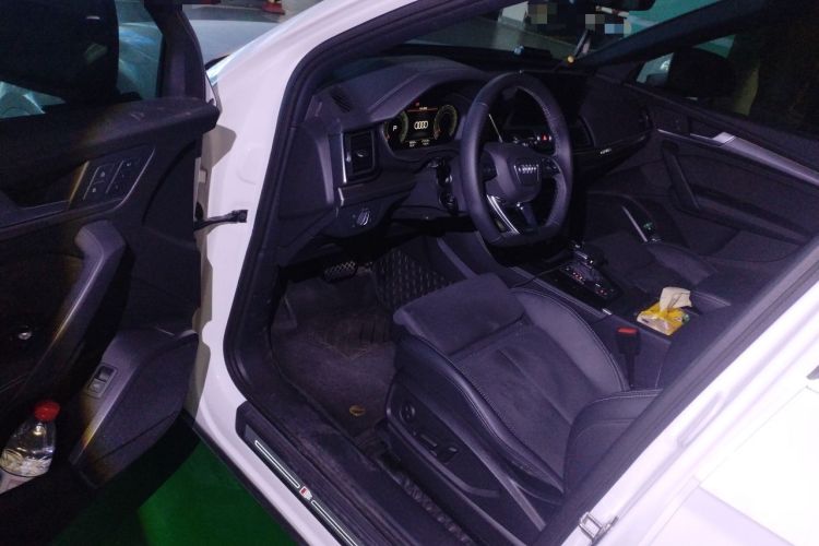 Used Audi Q5L Sportback 2022 40 TFSI Luxury Model Driver Seat