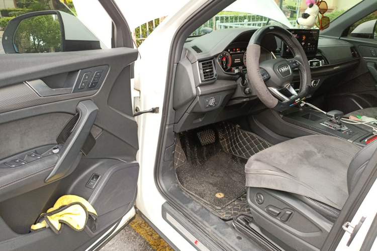 Used Audi Q5L Sportback 2022 40 TFSI Luxury Model Driver Seat