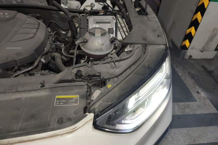 Used Audi Q5L Sportback 2022 Updated 40 TFSI Luxury Edition Engine Bay Left