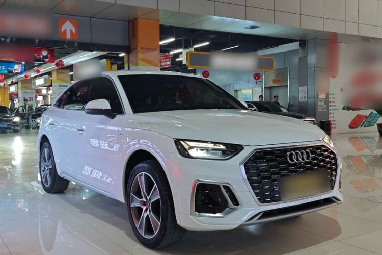 Used Audi Q5L Sportback 2022 40 TFSI Luxury Model Exterior 2