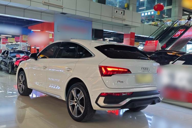 Used Audi Q5L Sportback 2022 40 TFSI Luxury Model Exterior 4
