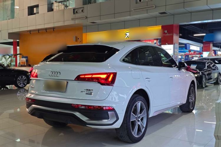Used Audi Q5L Sportback 2022 40 TFSI Luxury Model Exterior 6