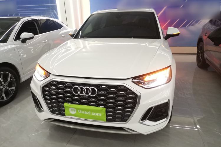 Used Audi Q5L Sportback 2022 40 TFSI Fashion Model Front